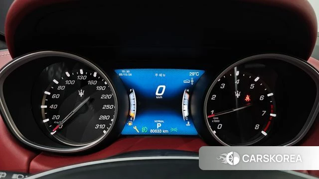 Maserati Levante id 4331432 из Кореи 29