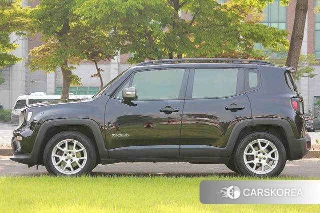Jeep Renegade id 4654770 из Кореи 13