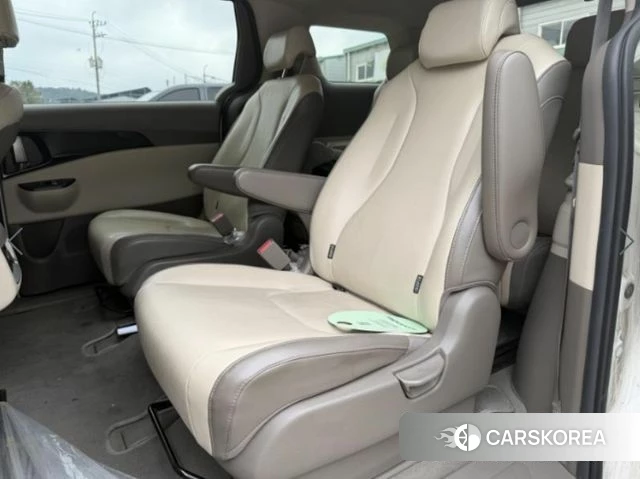 Kia Carnival 4th generation id 4657645 из Кореи 13