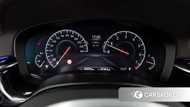 BMW 5 Series (G30) id 3698518 из Кореи 18