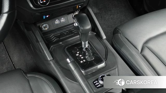Ssangyong The New Rexton Sports Cannes id 4792959 из Кореи 29