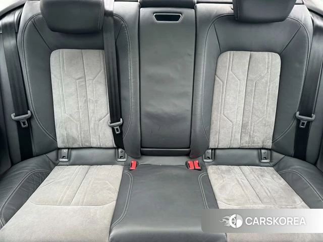 Audi A6L PHEV id 4275388 из Китая 27