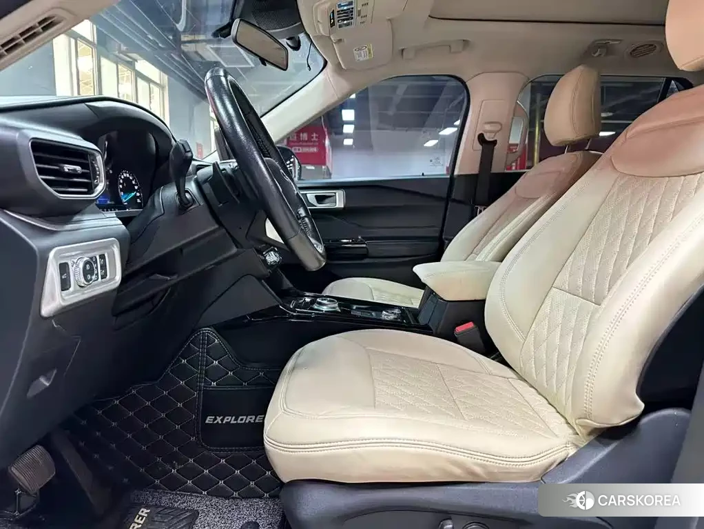 Ford Explorer id 4680724 из Китая 8
