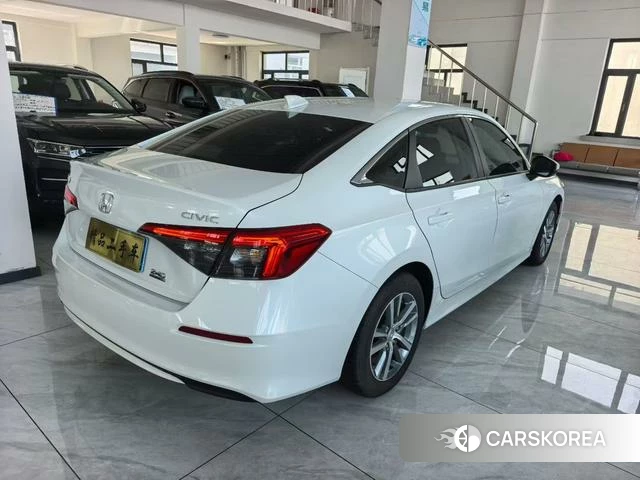 Honda Civic id 4207818 из Китая 8