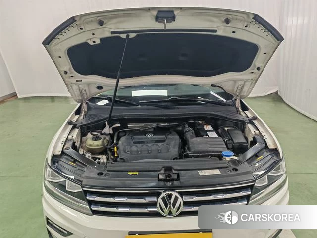 Volkswagen Tiguan L id 4219620 из Китая 18