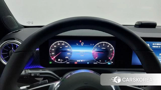 Mercedes-Benz A-Class W177 id 4222428 из Кореи 18