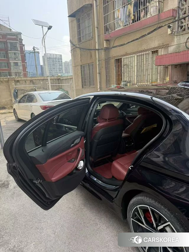 BMW 5 series id 4264015 из Китая 8