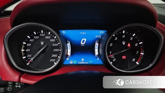 Maserati Levante id 3510101 из Кореи 18