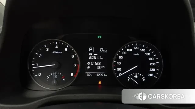 Hyundai Avante AD id 3034399 из Кореи 18