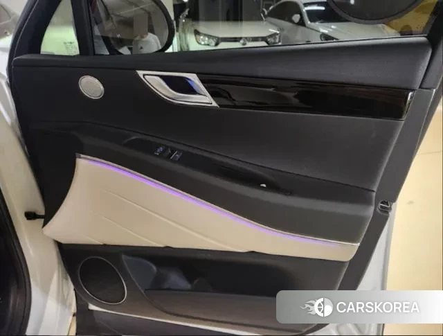 Genesis GV80 id 3246686 из Кореи 11