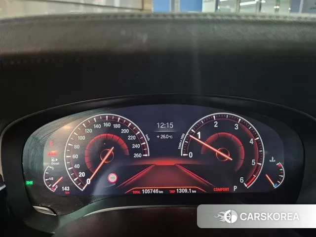 BMW 5 Series (G30) id 3018511 из Кореи 18