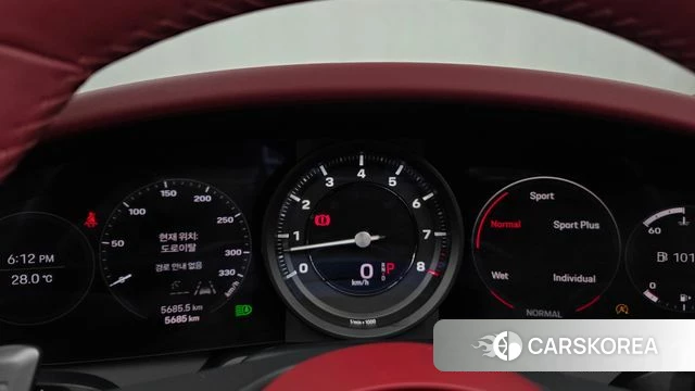 Porsche 911(992) id 4649976 из Кореи 31