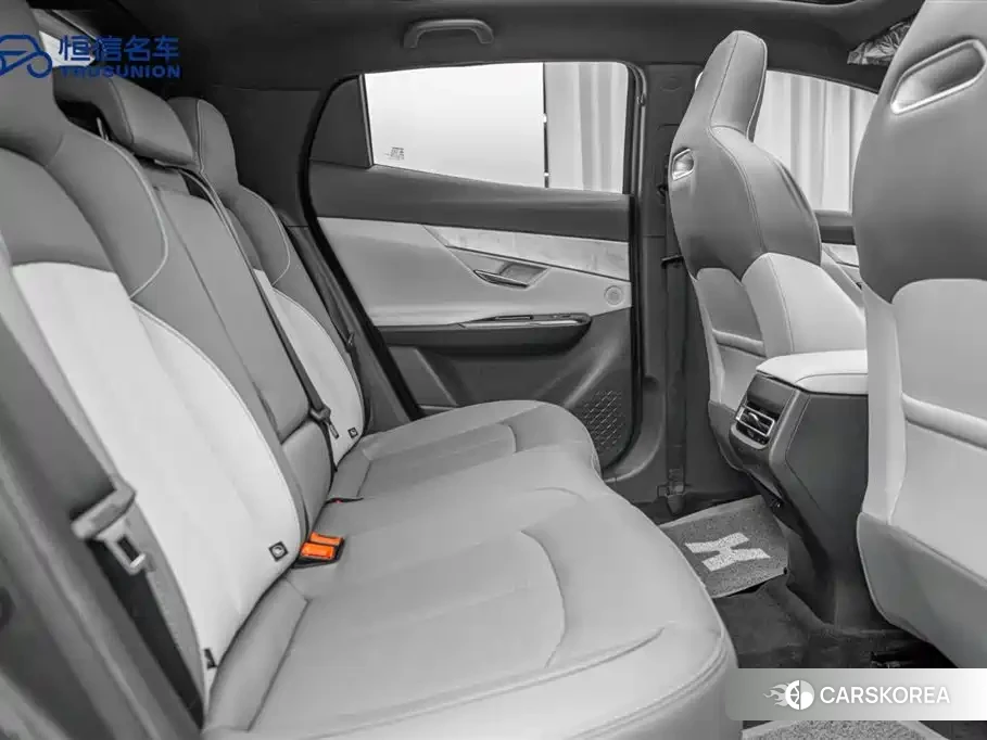 Chang'an Changan UNI-T id 4589121 из Китая 19