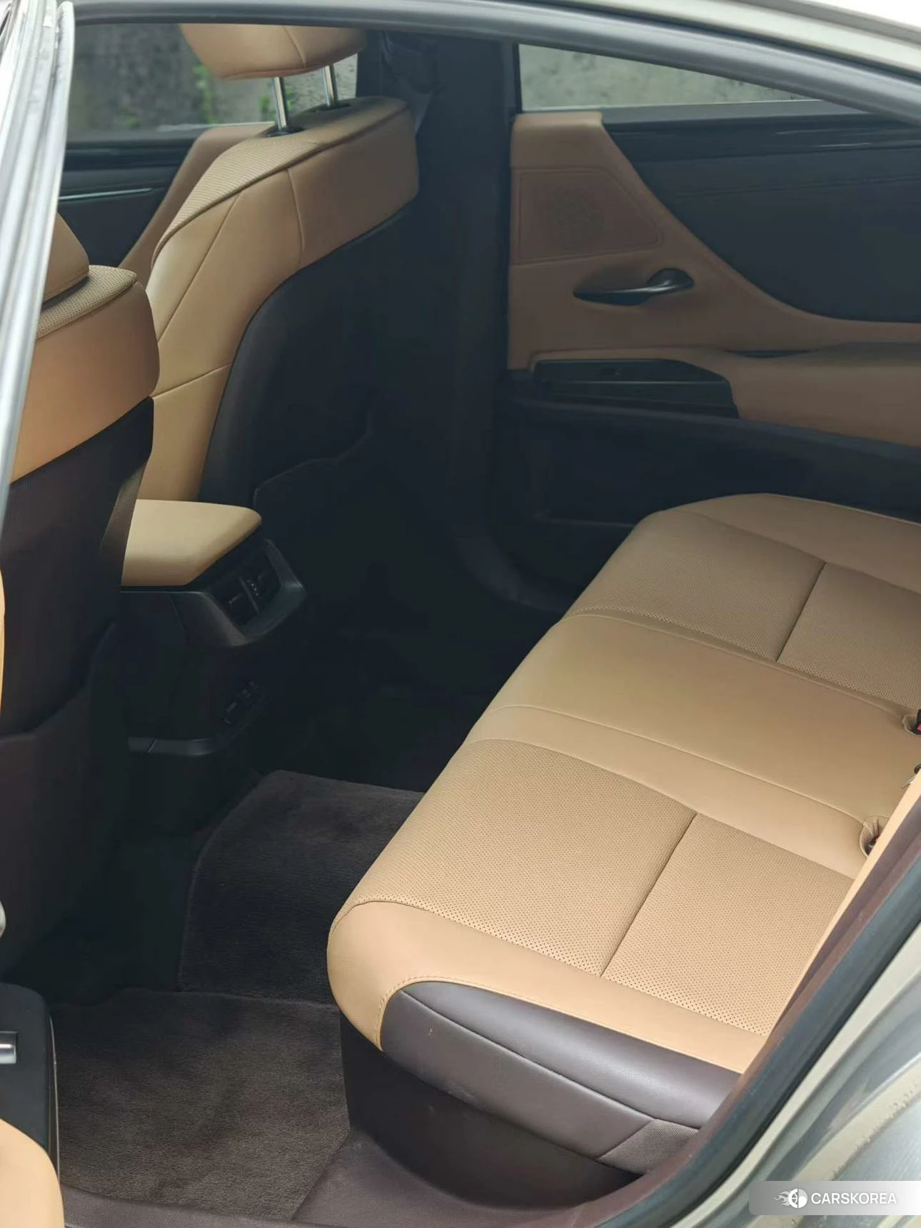 Lexus ES id 4493237 из Китая 8