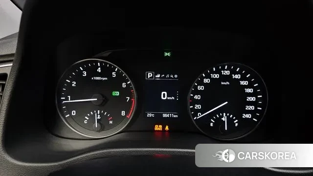 Hyundai Avante AD id 3145161 из Кореи 18