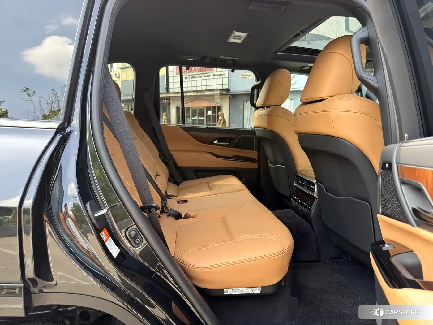 Lexus LX id 4681251 из Китая 17
