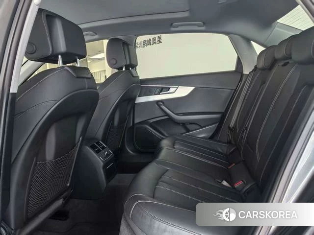 Audi A4L id 4393356 из Китая 13