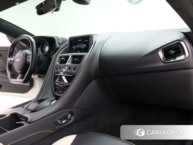 Aston Martin DB11 id 4238834 из Китая 26