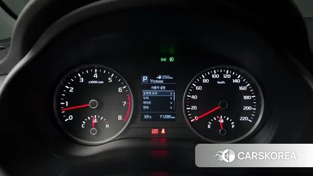 Kia Stonic id 3038814 из Кореи 18