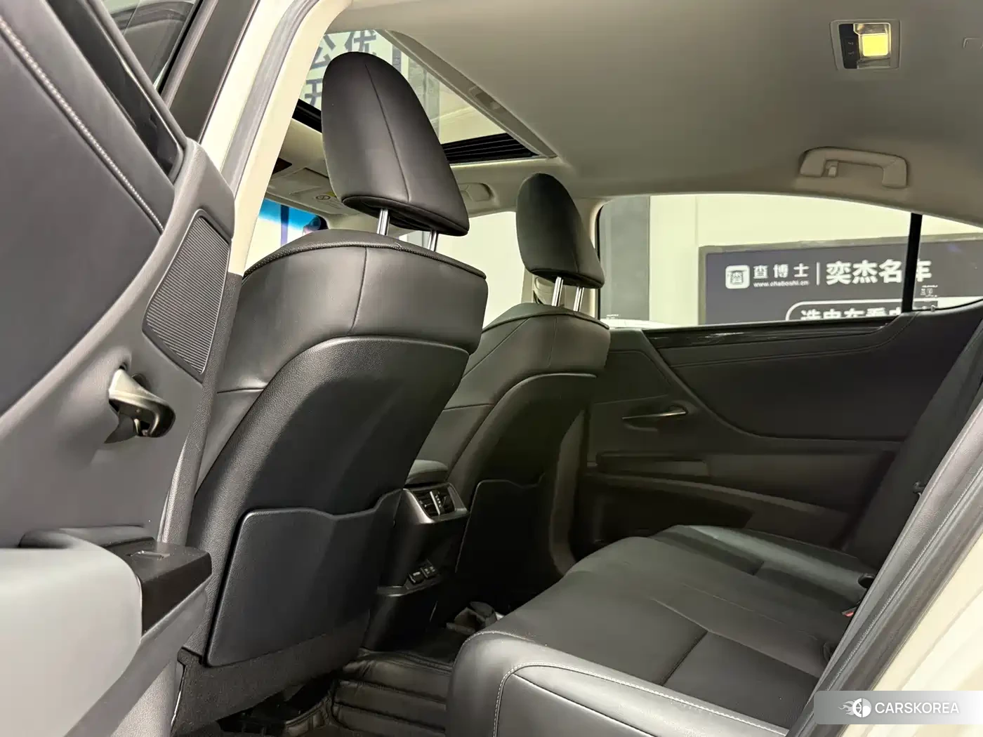 Lexus ES id 4546322 из Китая 16