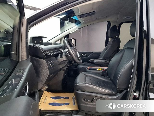 Hyundai Staria id 4692238 из Кореи 18