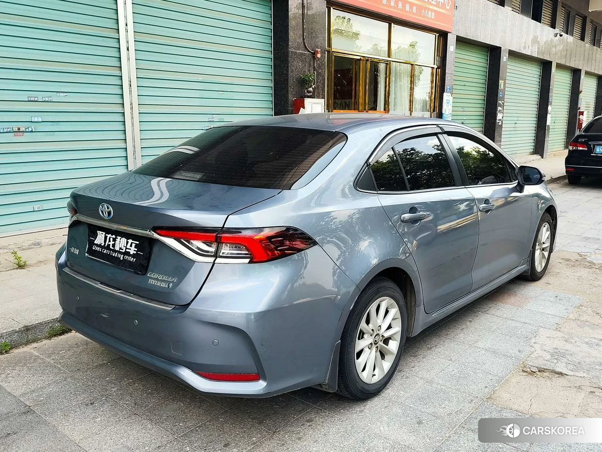 Toyota Corolla id 4504930 из Китая 8
