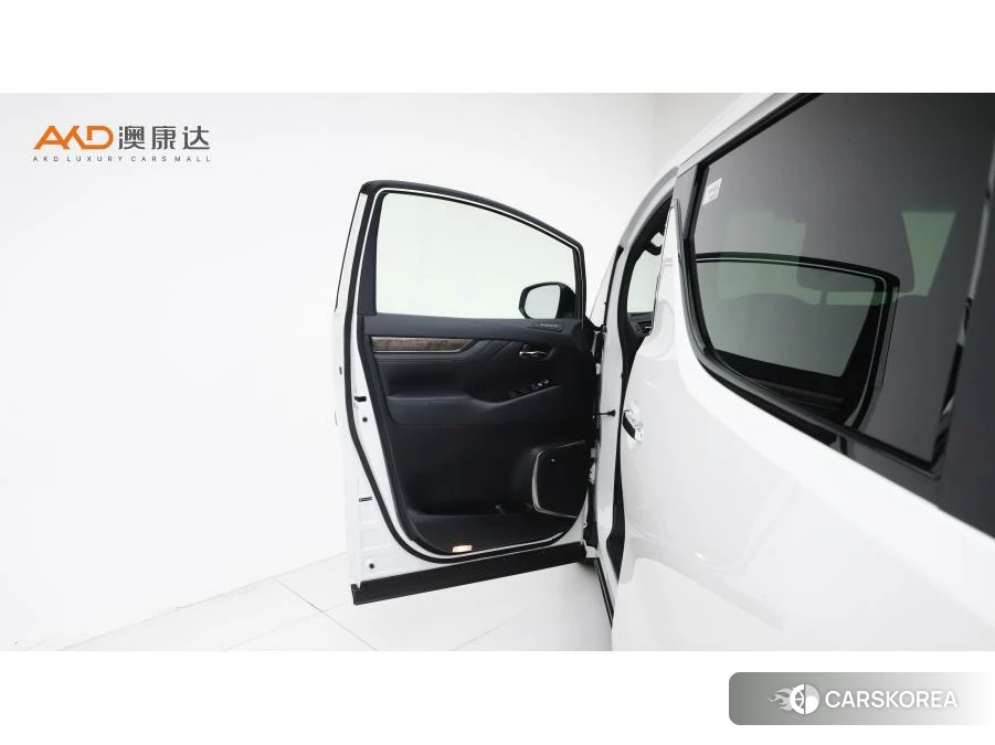 Toyota Elfa id 4473574 из Китая 9