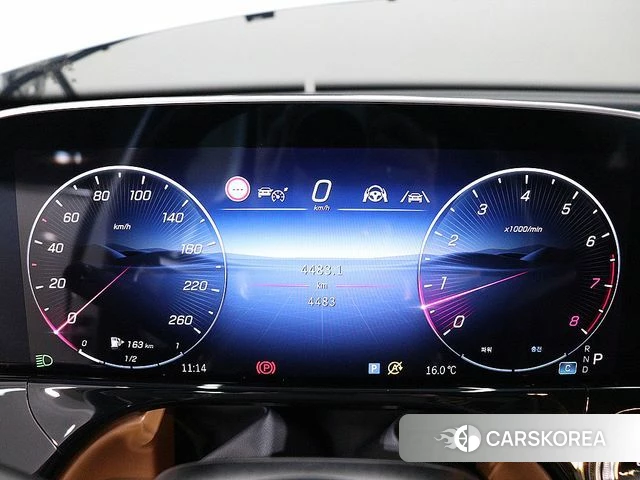 Mercedes-Benz E-Class W214 id 3876429 из Кореи 18