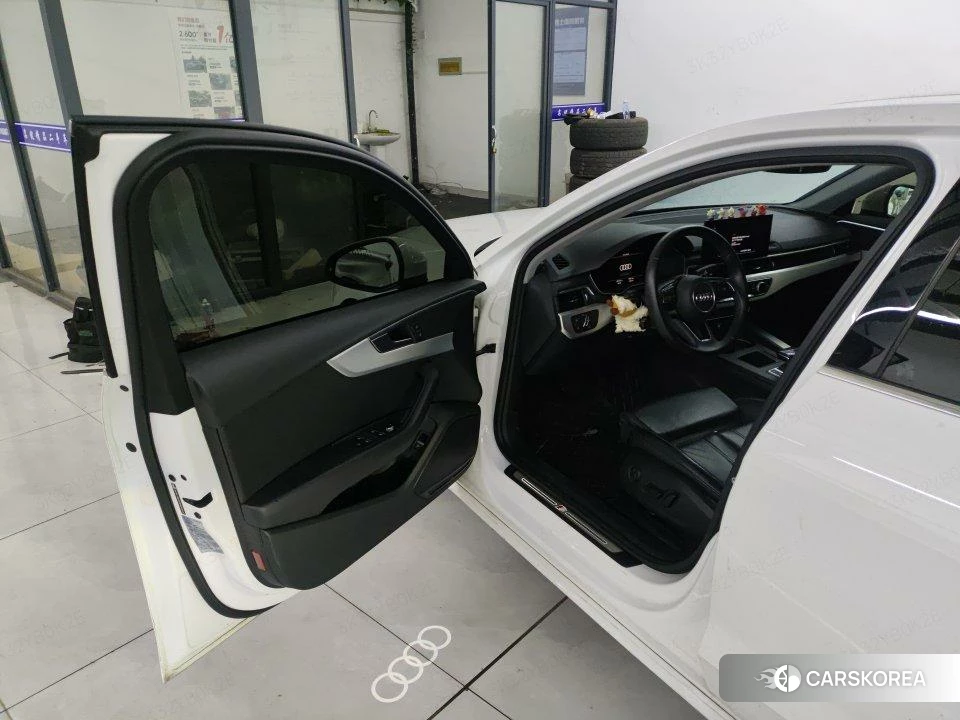 Audi A4L id 4498714 из Китая 8