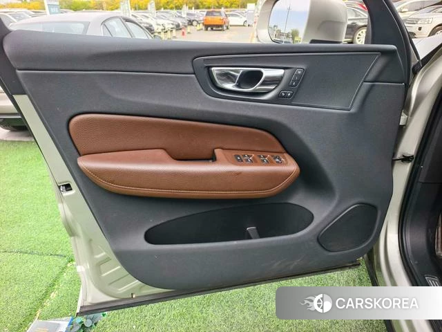 Volvo XC60 id 4253524 из Китая 21