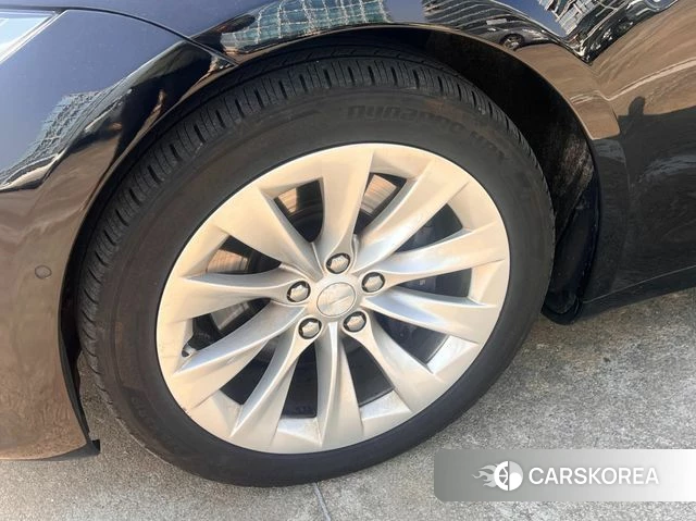 Tesla Model S id 4224895 из Кореи 15