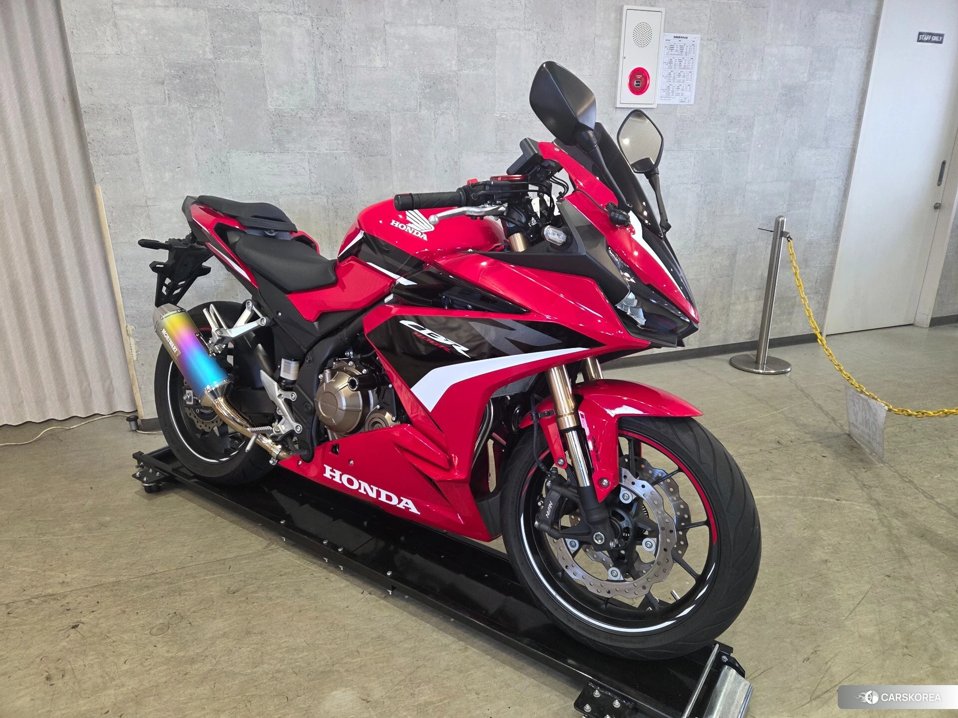 Проданный Honda CBR400R ABS id 4365565 из Японии, фото 11