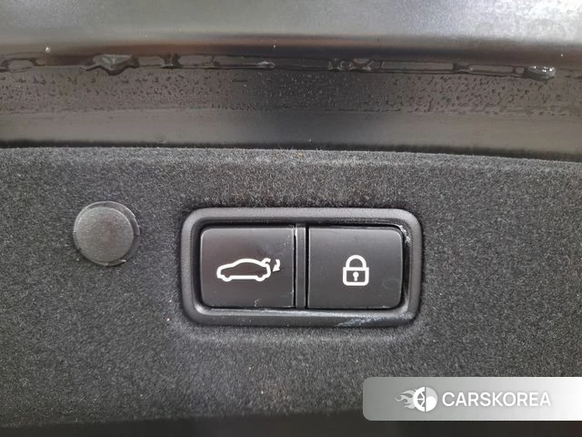 Hyundai The New Grandeur IG id 3919728 из Кореи 18