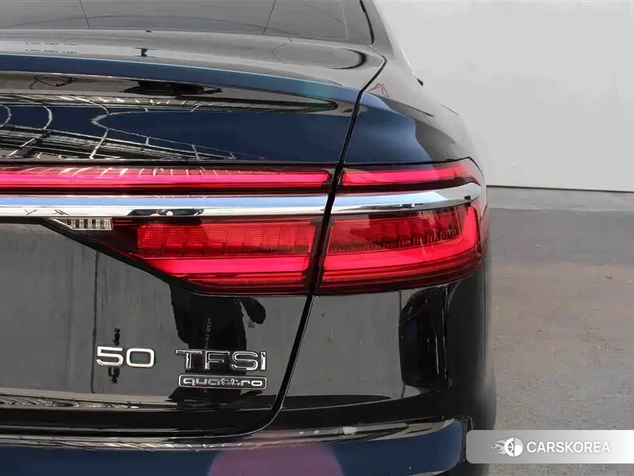 Audi A8 id 4679929 из Китая 14