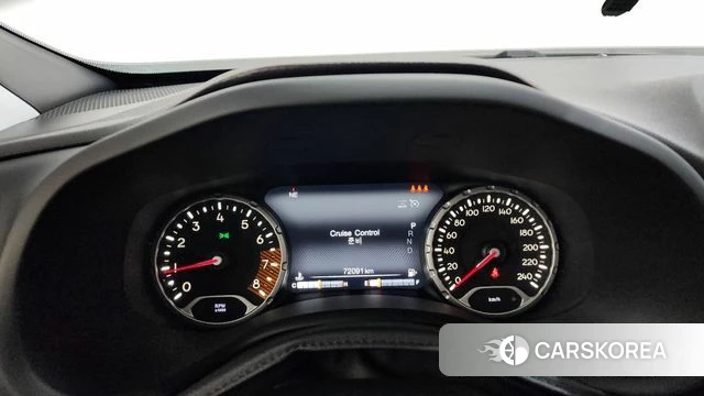 Jeep Renegade id 4203576 из Кореи 33