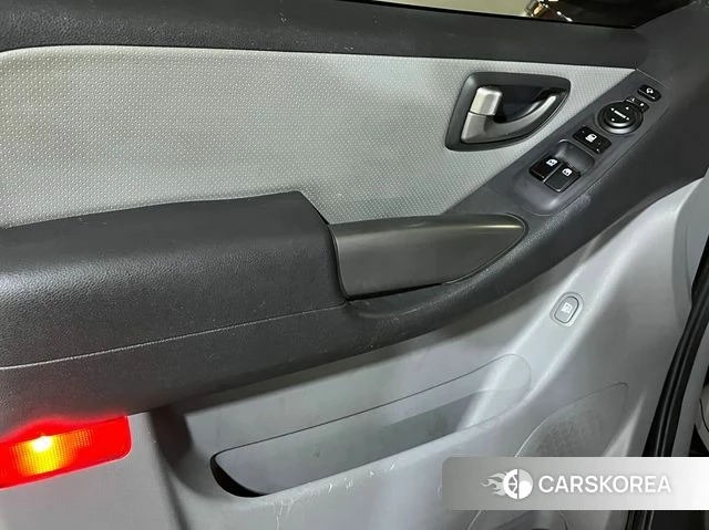 Hyundai The New Grand Starex id 4501748 из Кореи 15