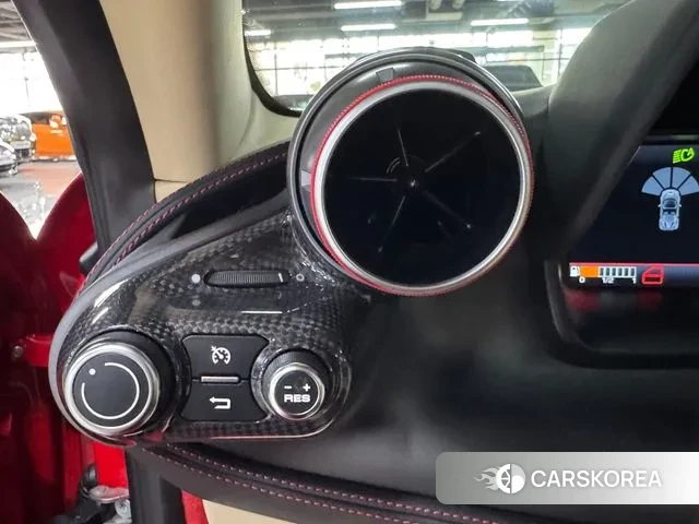 Ferrari F8 Spider id 3600176 из Кореи 18