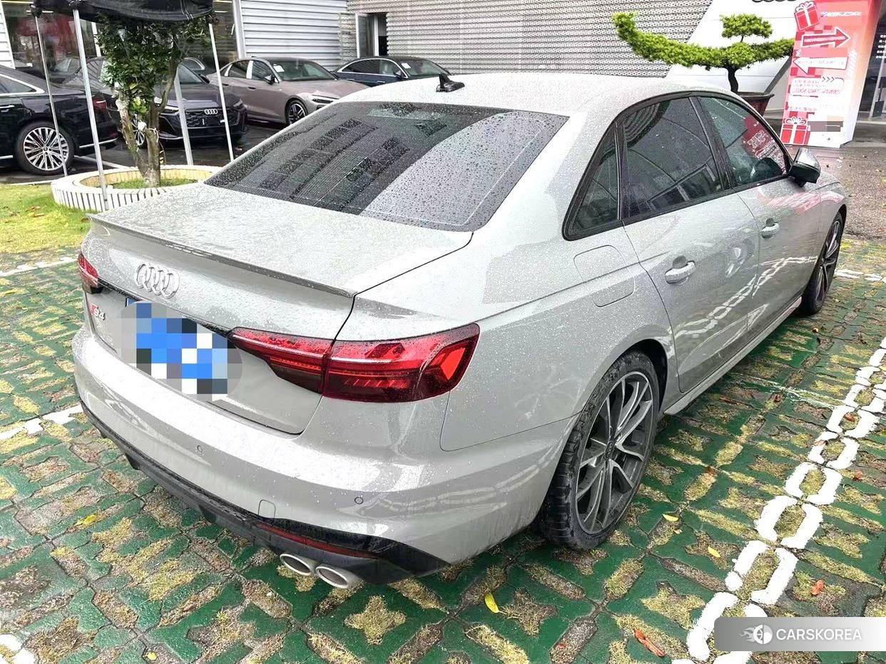 Audi S4 id 4486529 из Китая 8