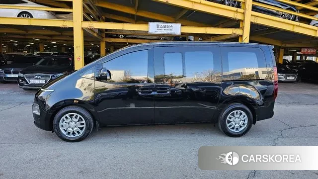 Hyundai Staria id 3753032 из Кореи 18