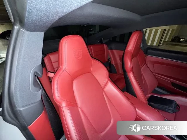 Porsche 911(992) id 3741915 из Кореи 8