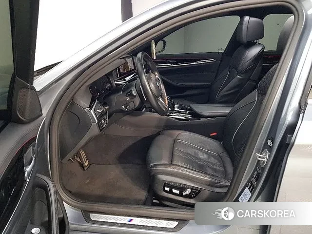 BMW 5 Series (G30) id 3444331 из Кореи 18