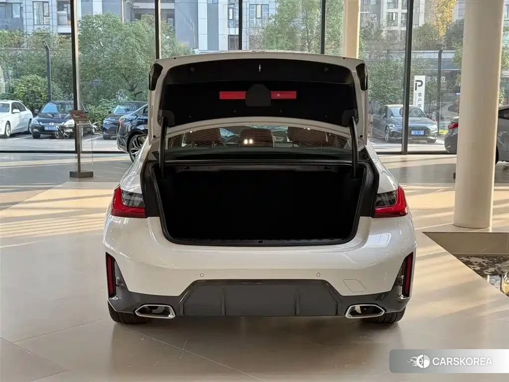 BMW 3 series id 4538942 из Китая 14