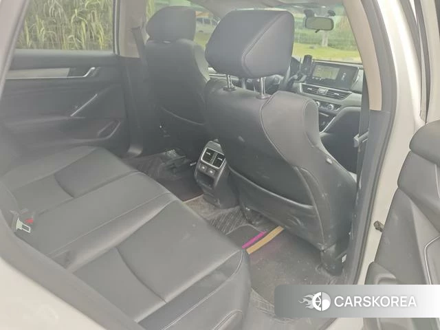 Honda Accord id 4300148 из Китая 10