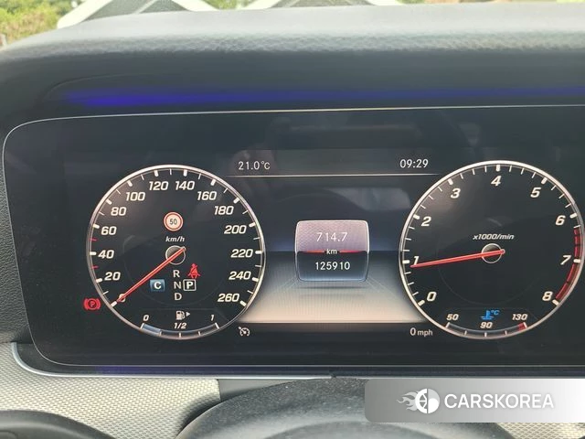 Mercedes-Benz E-Class W213 id 4232980 из Кореи 18