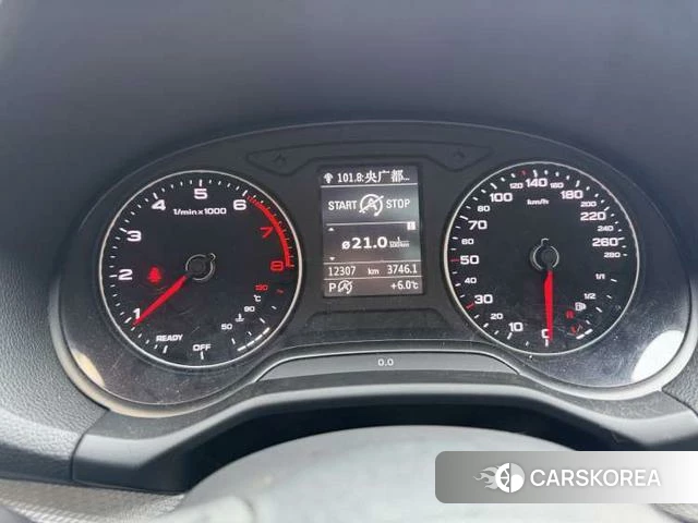 Audi Q2L id 4278950 из Китая 8