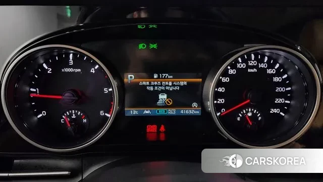 Kia Carnival 4th generation id 3389089 из Кореи 18