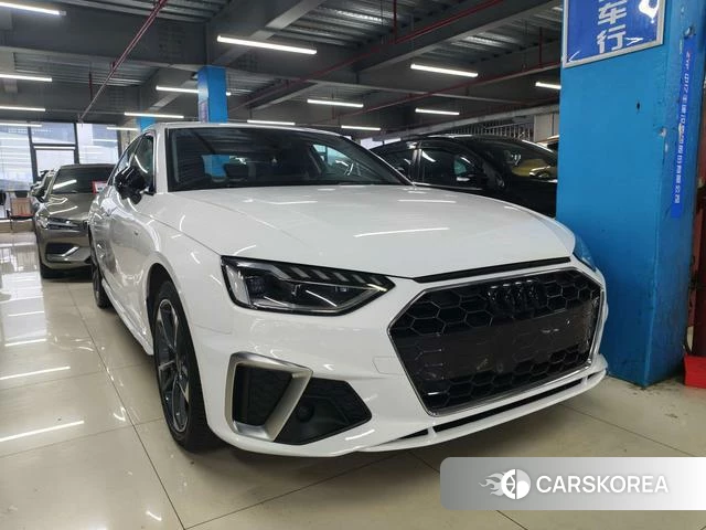 Audi A4L id 4387460 из Китая 12