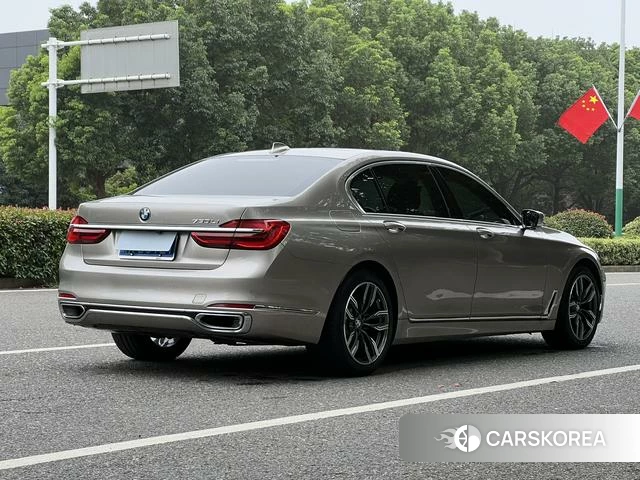 BMW 7 series id 4209583 из Китая 17