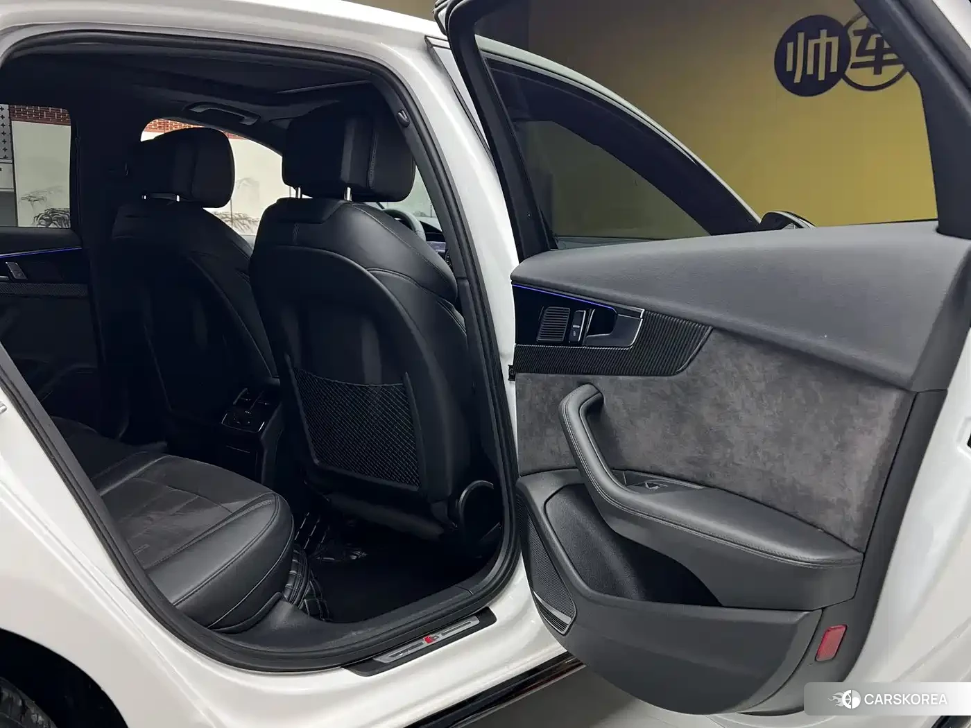 Audi A4L id 4681256 из Китая 8