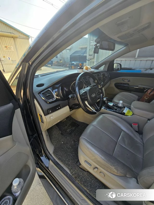Kia The New Carnival id 4718010 из Кореи 14